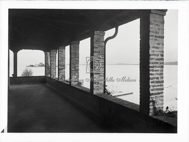 Balipedio con vista sul lago (2)