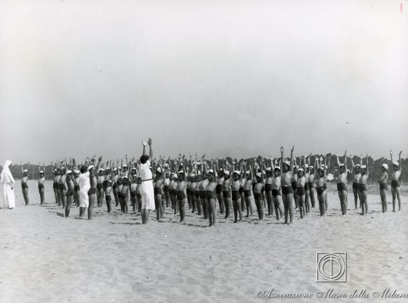Ginnastica in spiaggia